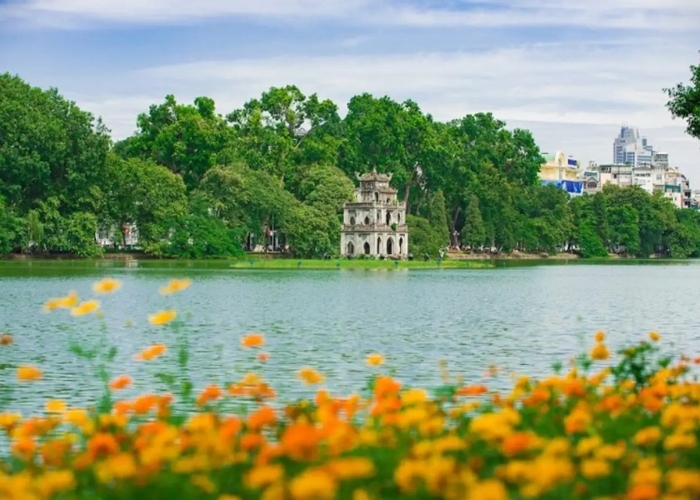 Mùa thu Hà Nội là thời điểm lý tưởng nhất để tham gia du lịch Hồ Gươm