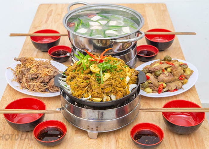 Ngan nướng và lẩu ngan là hai món ăn được nhiều du khách yêu thích khi tới Hồ Tây