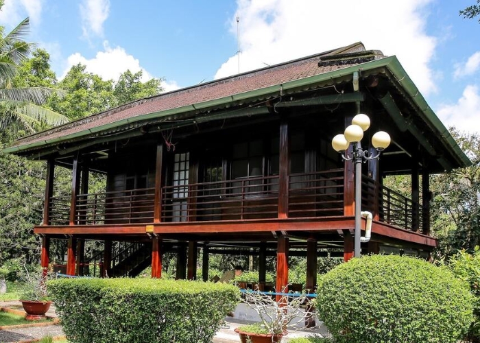 Nhà sàn là nơi Bác Hồ đã sinh sống và làm việc