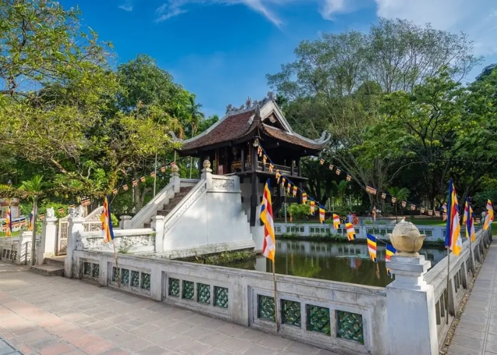 Chùa Một Cột là một trong những ngôi chùa cổ kính và nổi tiếng nhất của Hà Nội