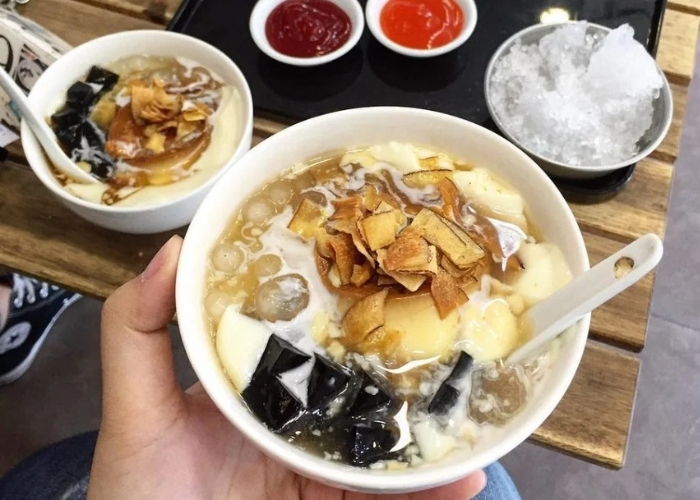 Tào phớ món ăn vặt quen thuộc của người Hà Nội
