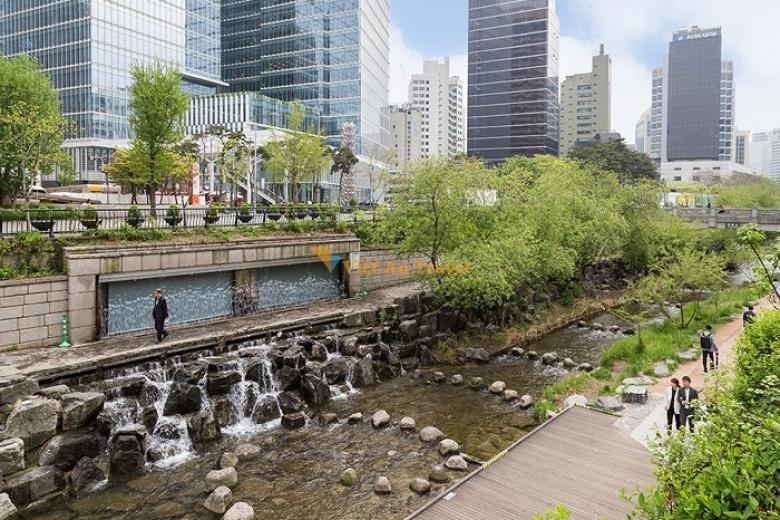 Suối Cheonggyecheon