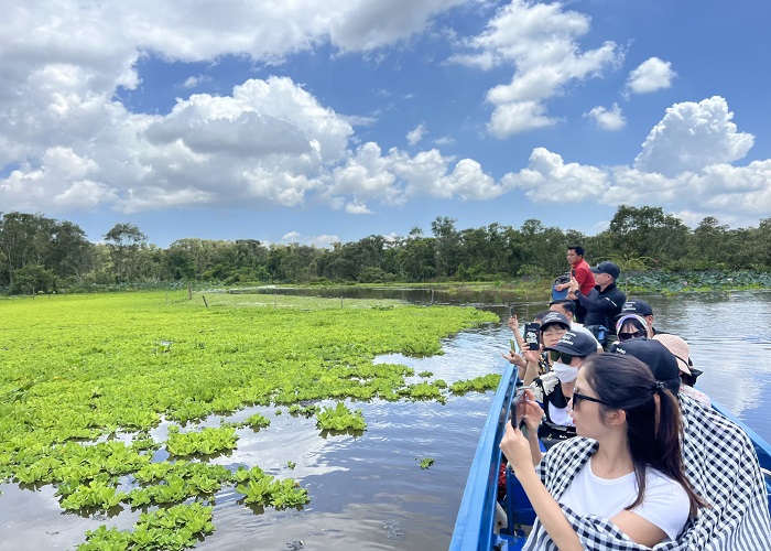 Vui chơi, tham quan