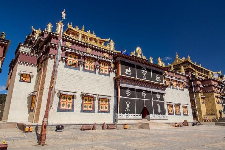 Đền Songzalin